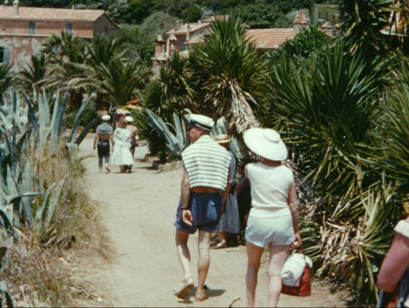 Photogramme tiré du film Vacances 1957-1959 - Pierre Prévost - 1957_59 - 9,5 mm © Normandie Images