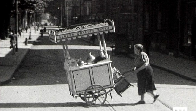 Les glaces Martinez de Jacques Martin-Pigeon, 1946, 16mm © Normandie Images