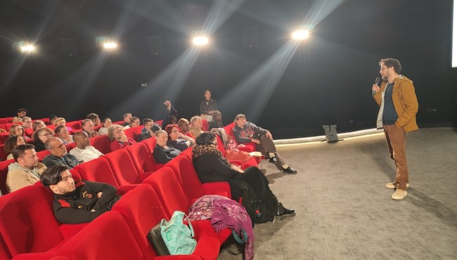 Avec les mots des autres